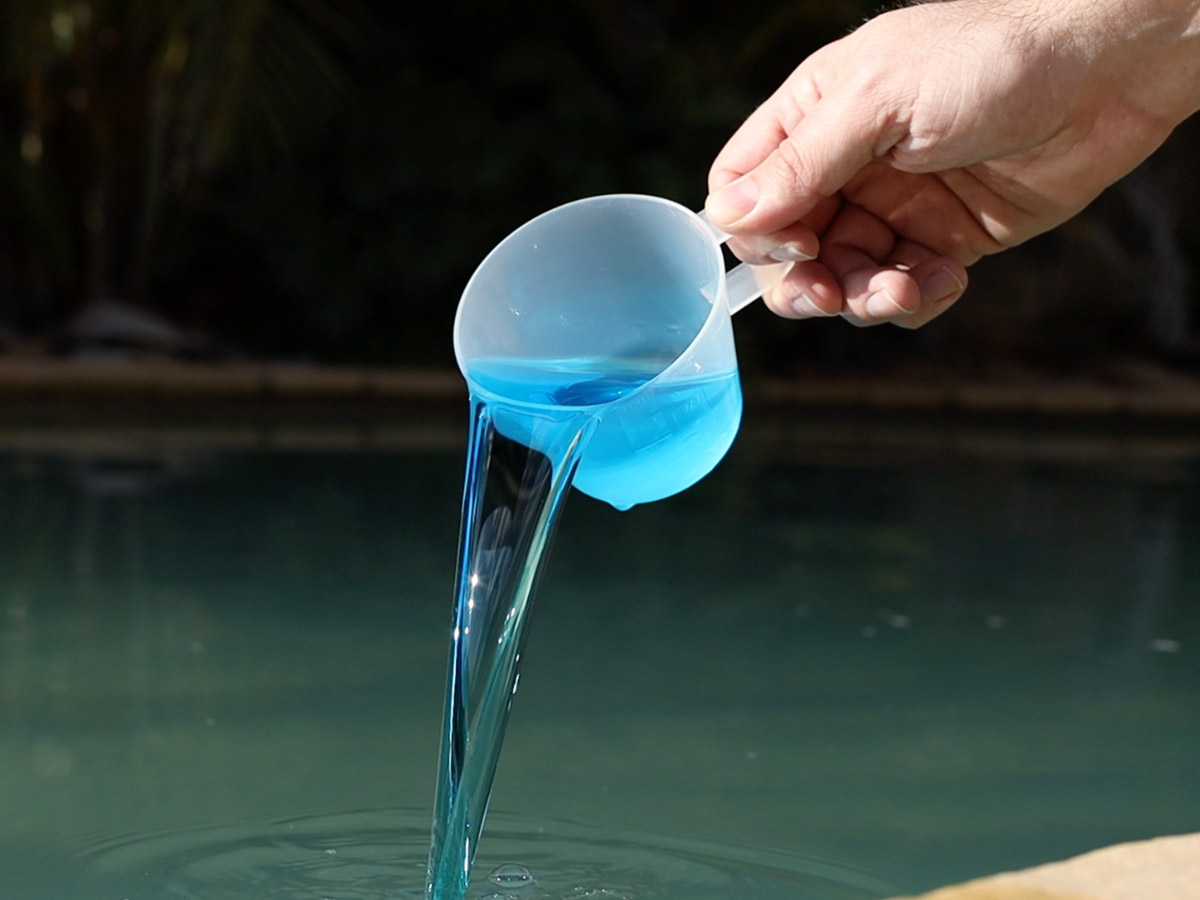 How To Correctly Add Chemicals To Your Pool - Hyclor
